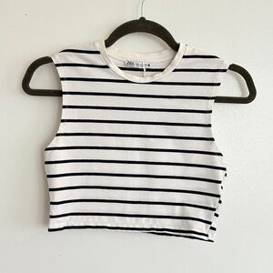 Zara Black and White Fitted Muscle Tee Crop Top